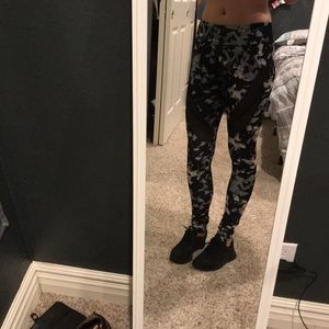 Camo leggings